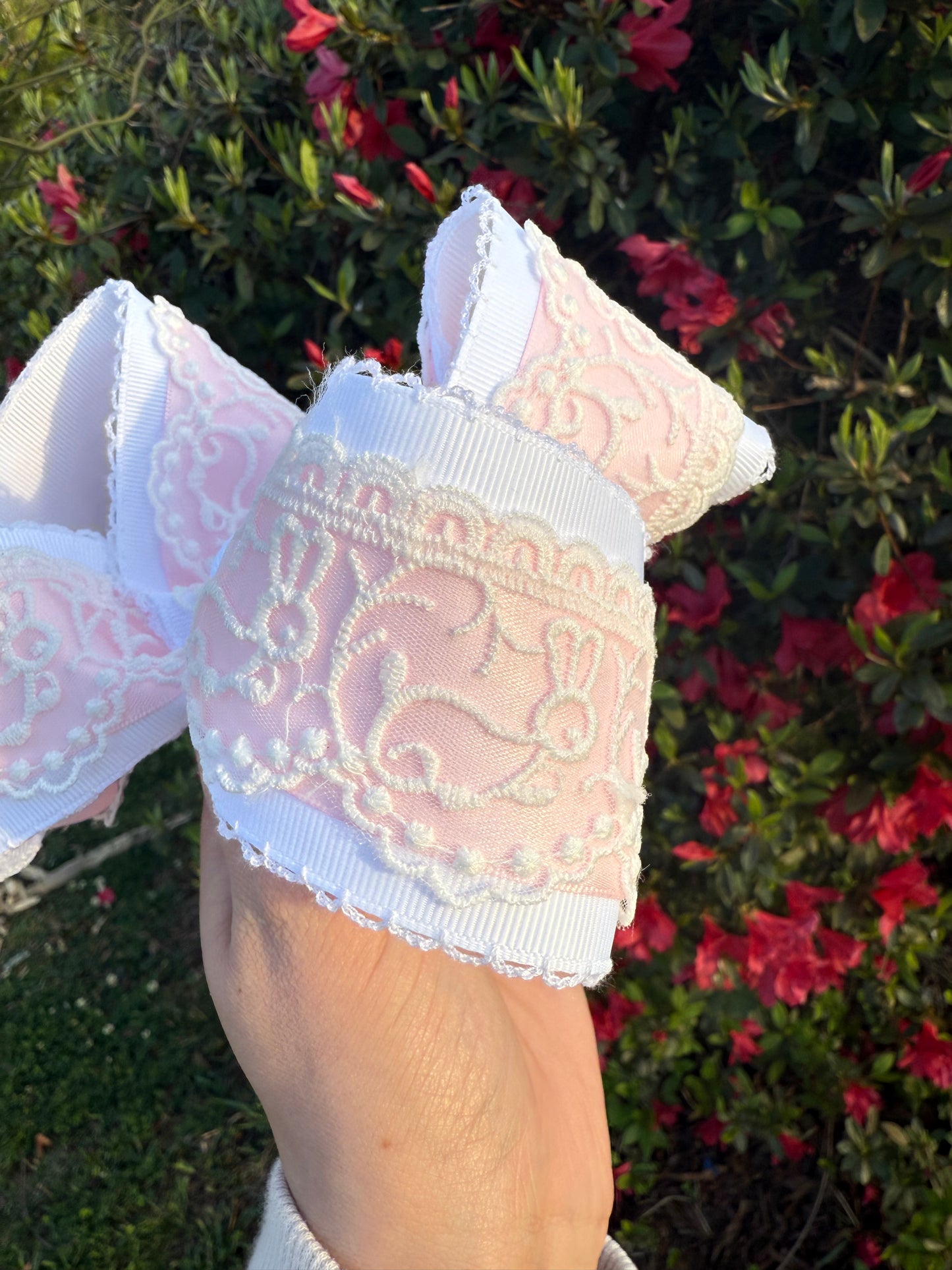 Bunny lace bows