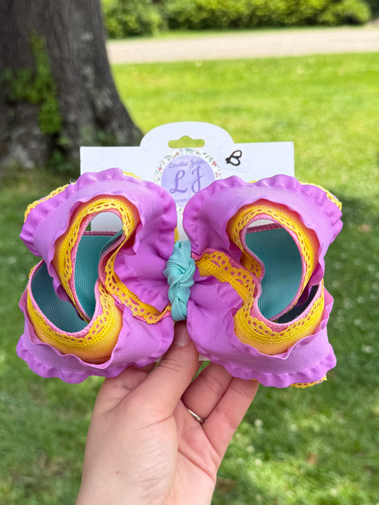 Multicolor ruffles