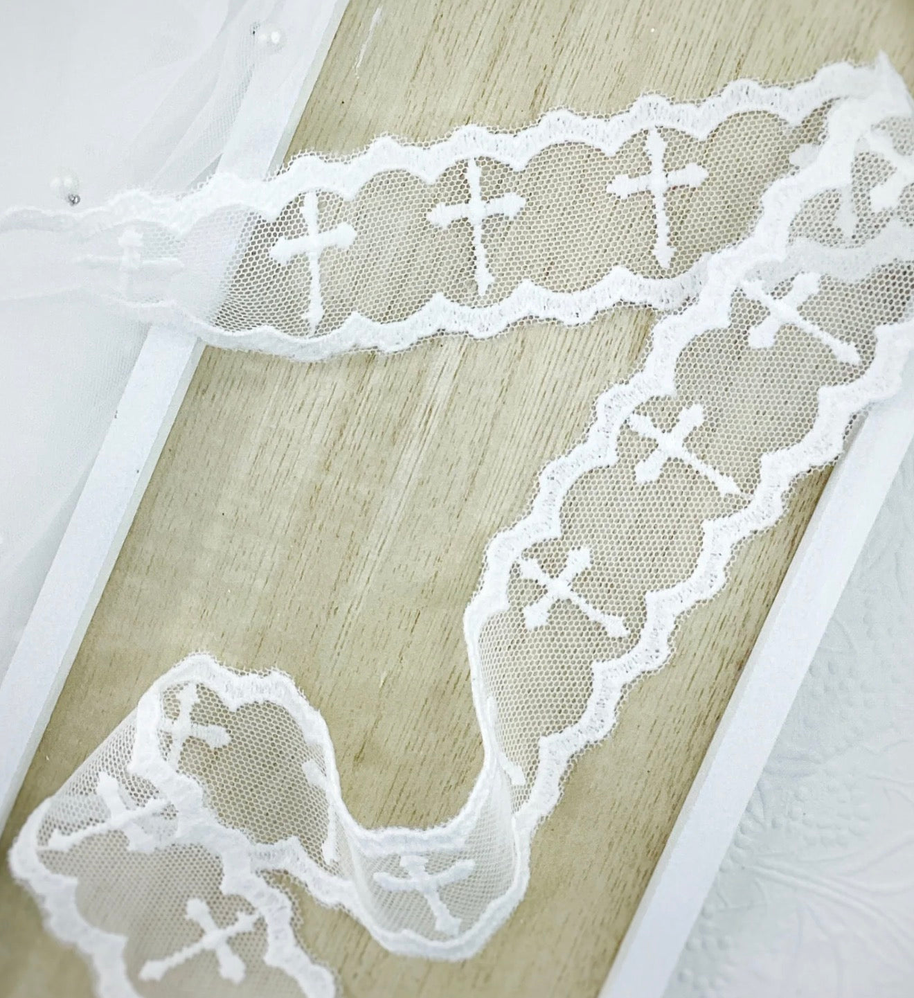 Cross lace bow