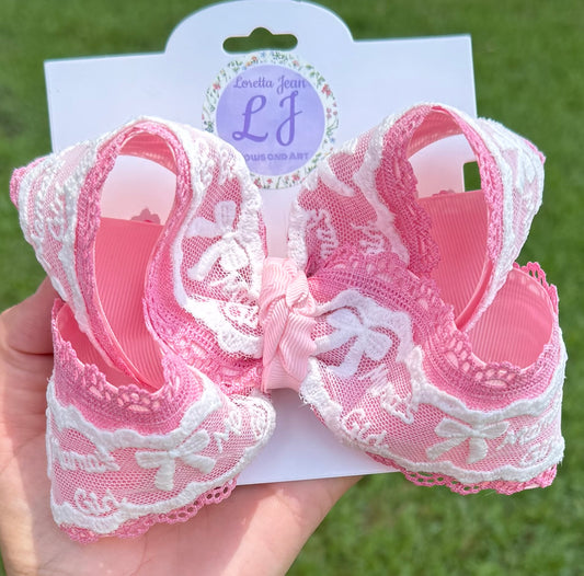 Mama’s girl lace bows