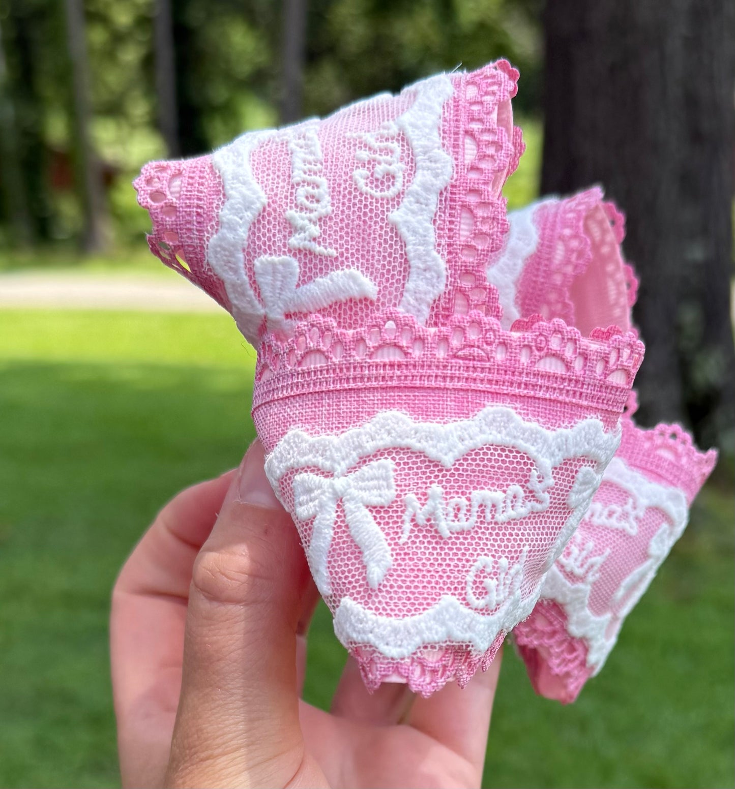 Mama’s girl lace bows
