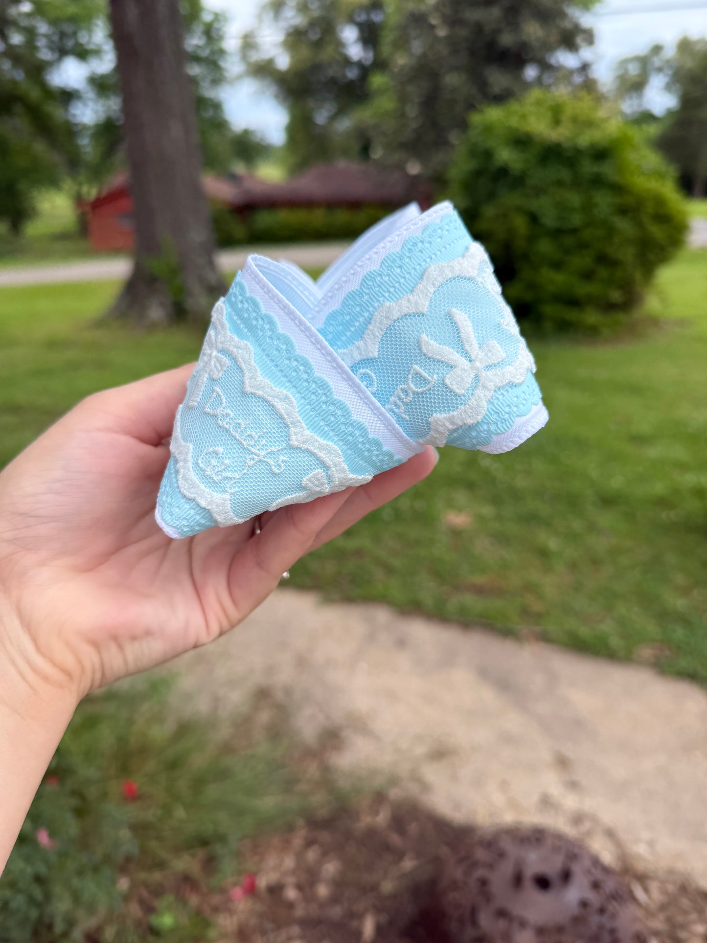 Daddy’s girl lace bows
