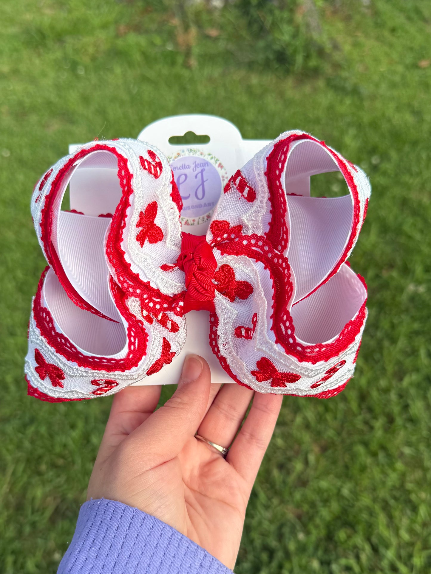 Candy cane lace bows - will ship to you early July