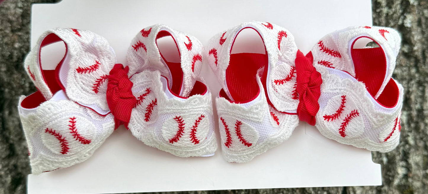 Baseball lace piggies