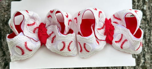 Baseball lace piggies