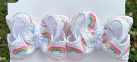 Rainbow lace piggies