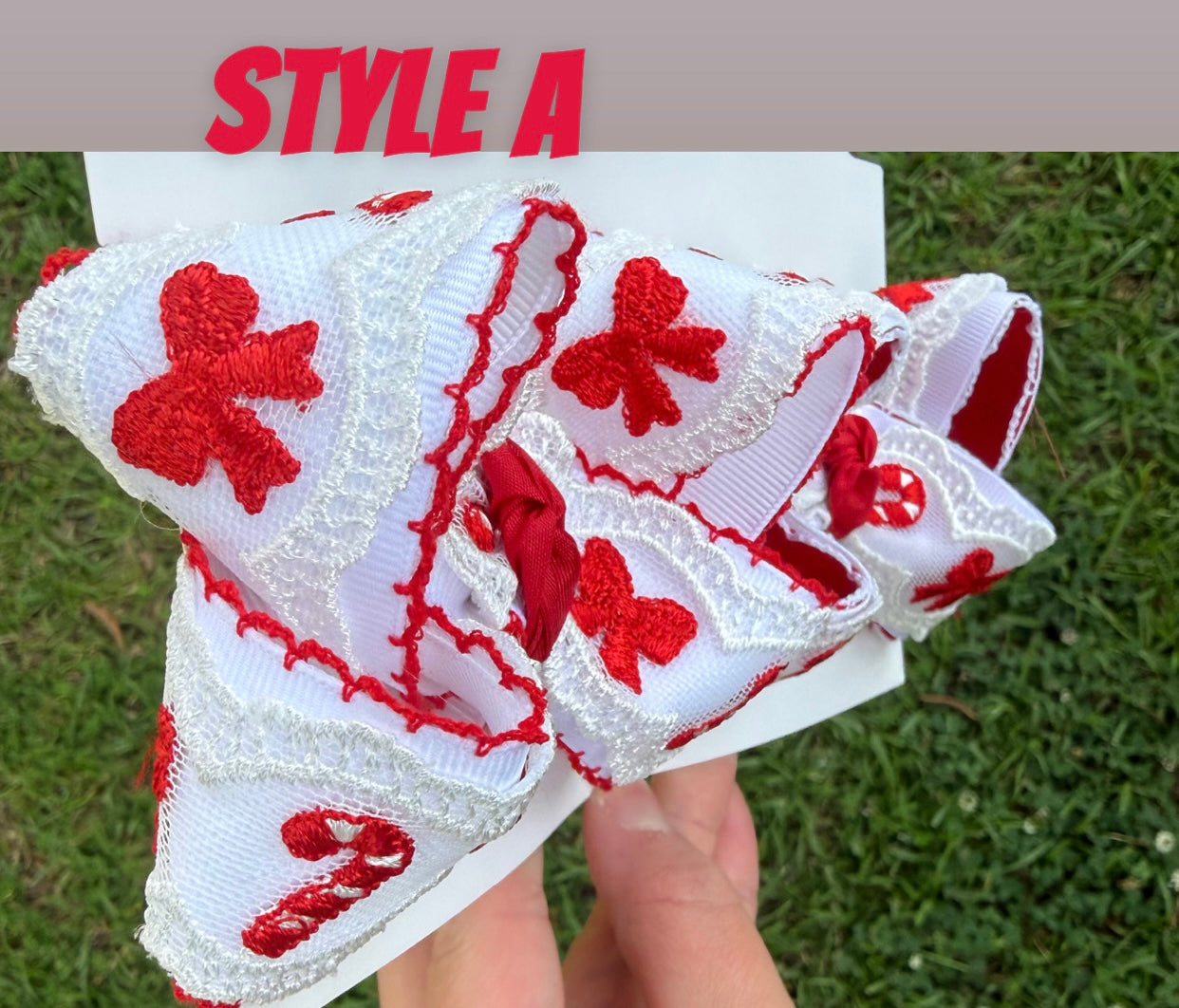 Candy cane lace bows - will ship to you early July