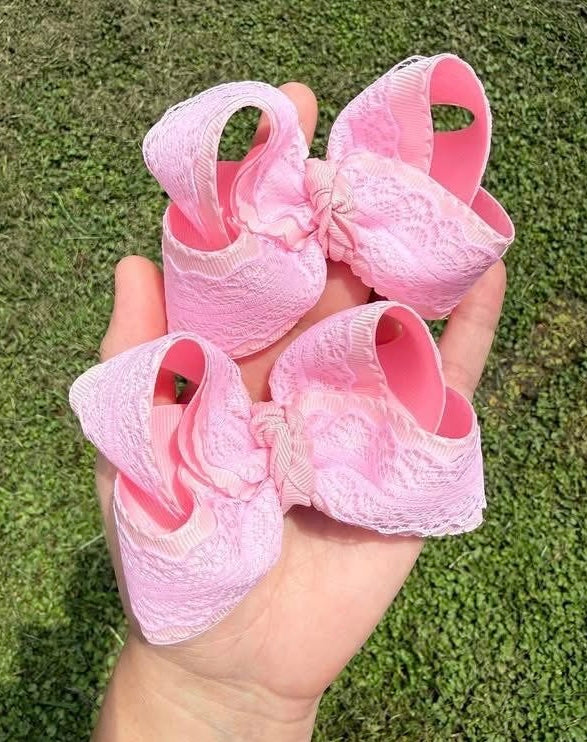 Scallop and lace piggies - multiple color options