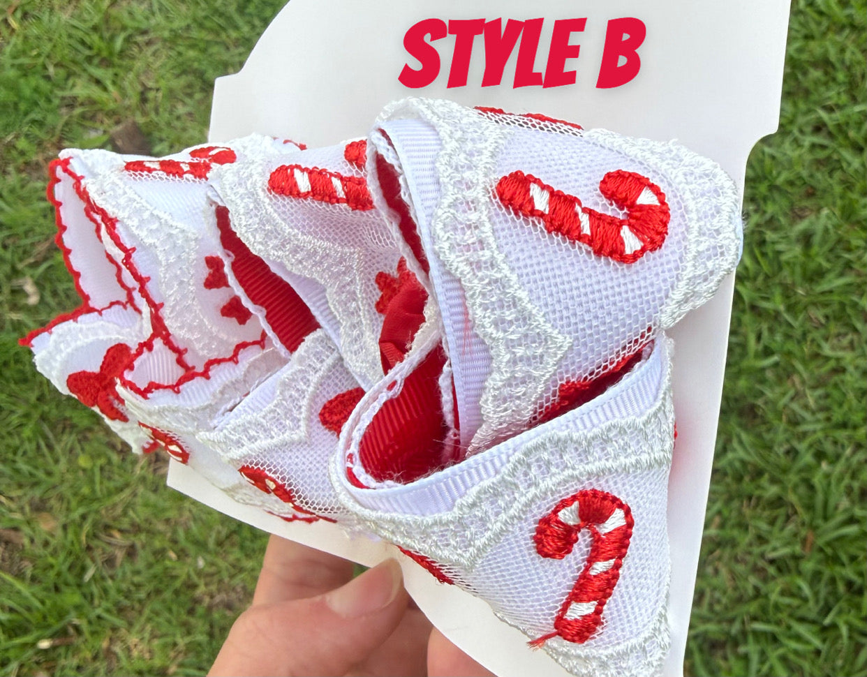 Candy cane lace bows - will ship to you early July