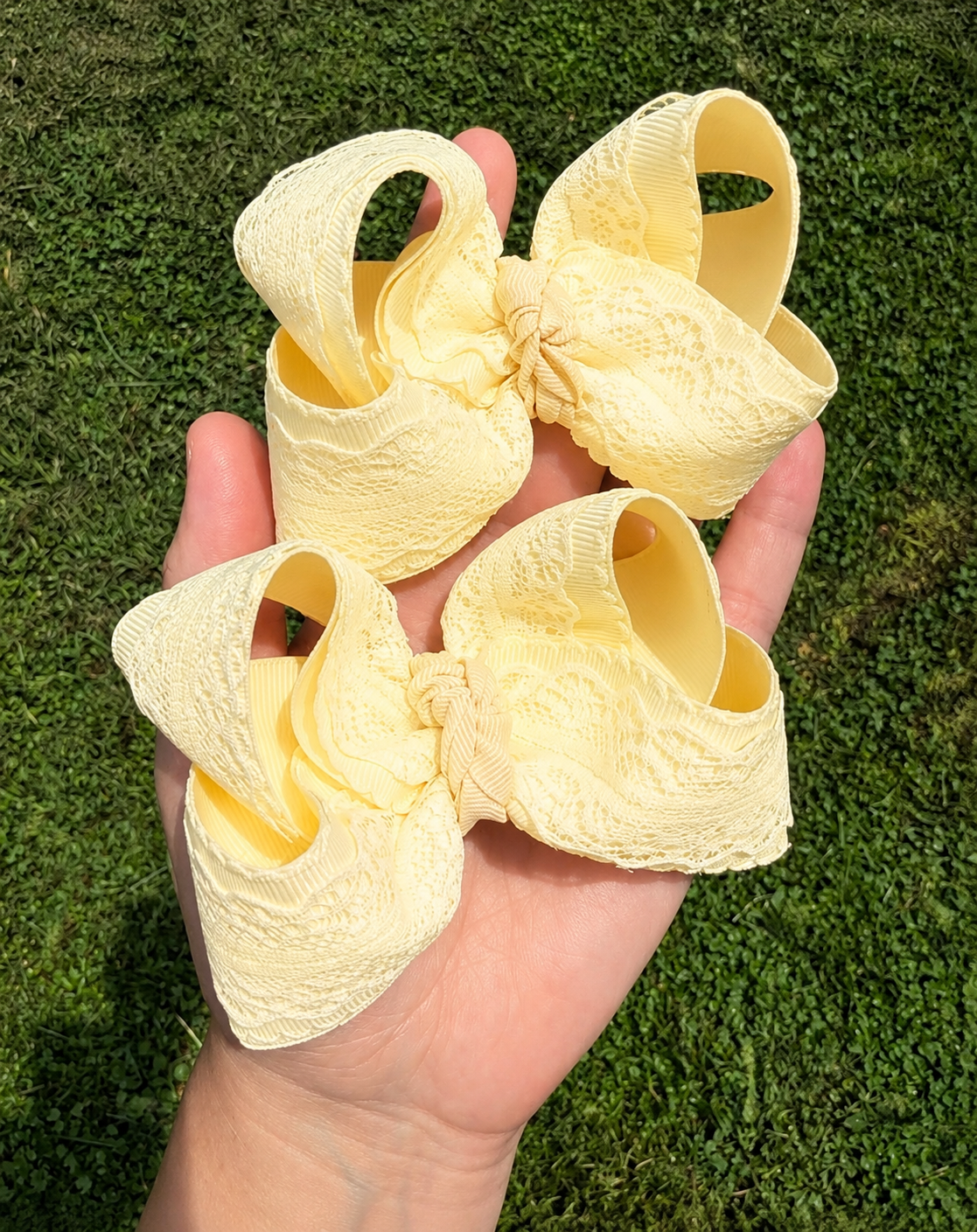 Scallop and lace piggies - multiple color options